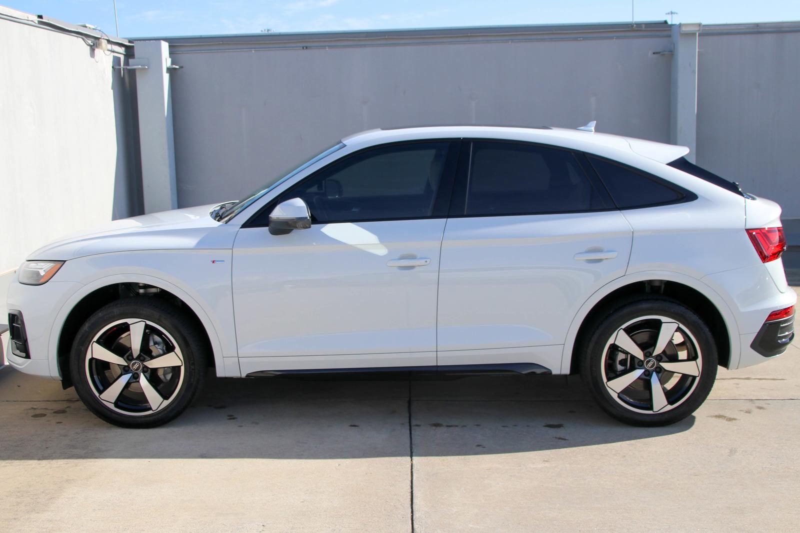 2023 Audi Q5 Sportback Vehicle Photo in SUGAR LAND, TX 77478