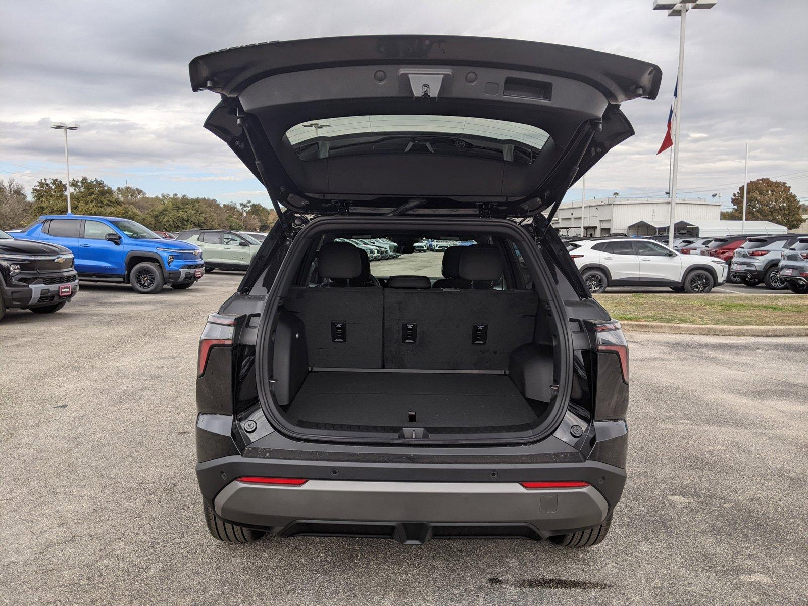 2025 Chevrolet Equinox Vehicle Photo in AUSTIN, TX 78759-4154