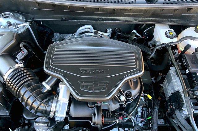 2024 Cadillac XT6 Vehicle Photo in TOPEKA, KS 66609-0000