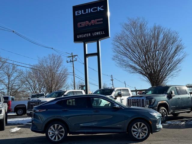 2025 Buick Envista Vehicle Photo in LOWELL, MA 01852-4336