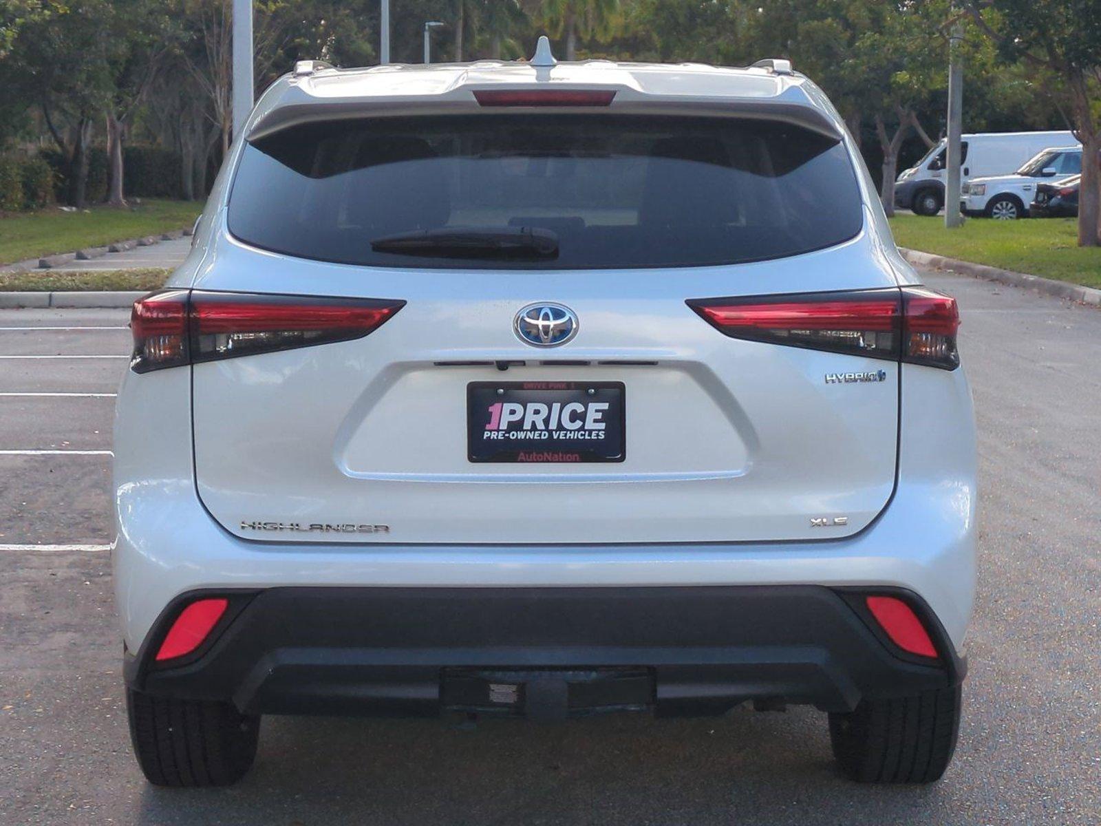 2022 Toyota Highlander Vehicle Photo in West Palm Beach, FL 33417