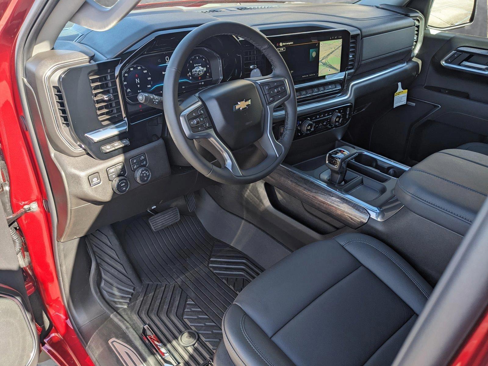 2025 Chevrolet Silverado 1500 Vehicle Photo in HOUSTON, TX 77034-5009