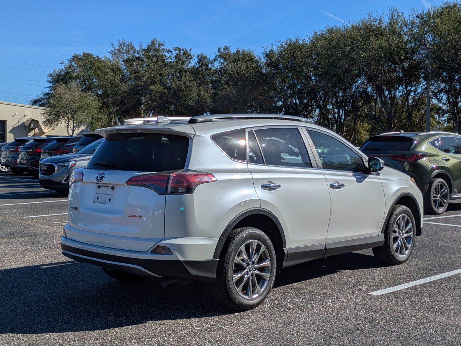 2018 Toyota RAV4 Vehicle Photo in Winter Park, FL 32792