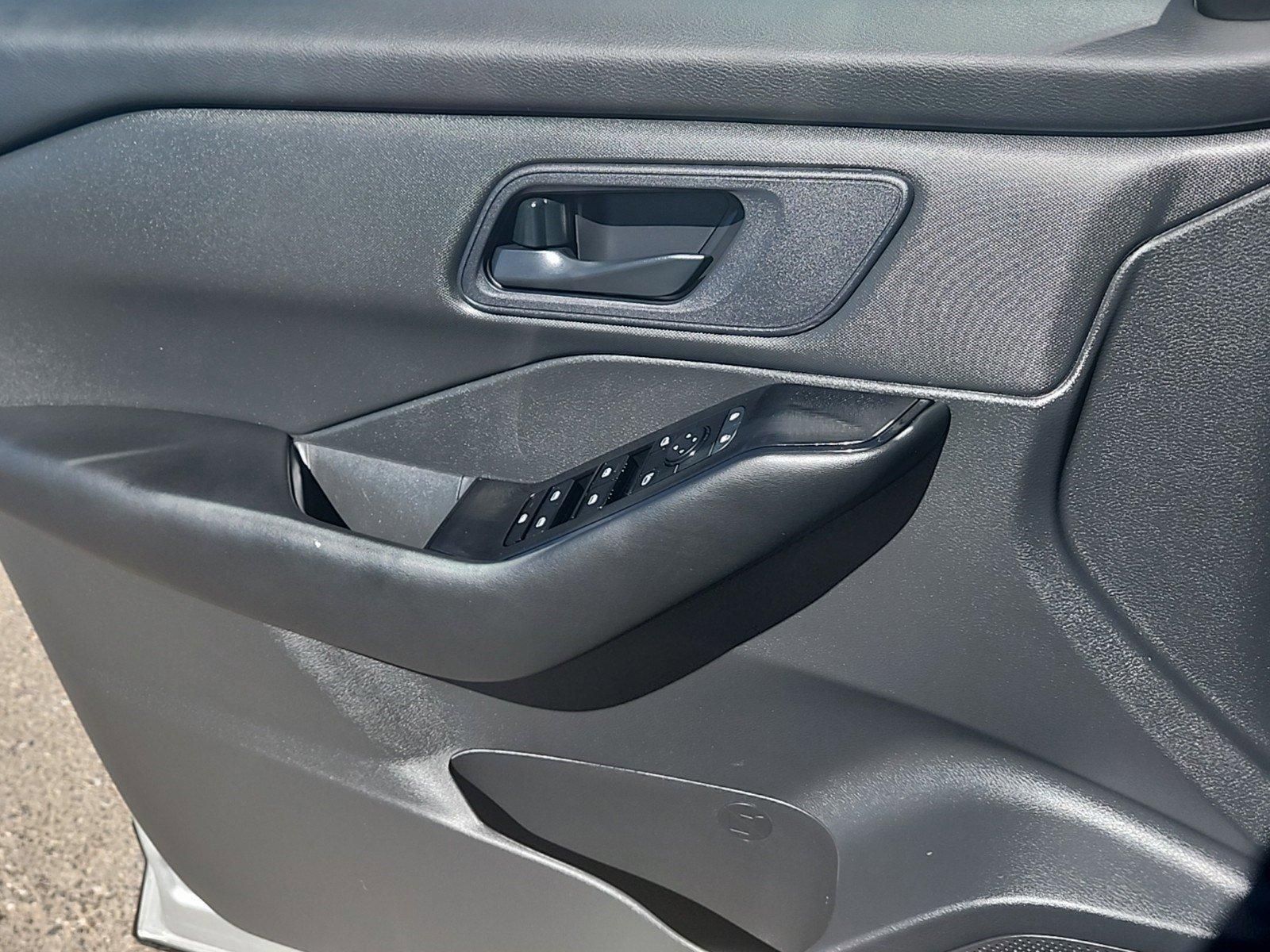 2024 Nissan Rogue Vehicle Photo in Albuquerque, NM 87110