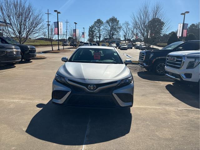 Used 2022 Toyota Camry SE with VIN 4T1G11AK9NU713525 for sale in Ruston, LA