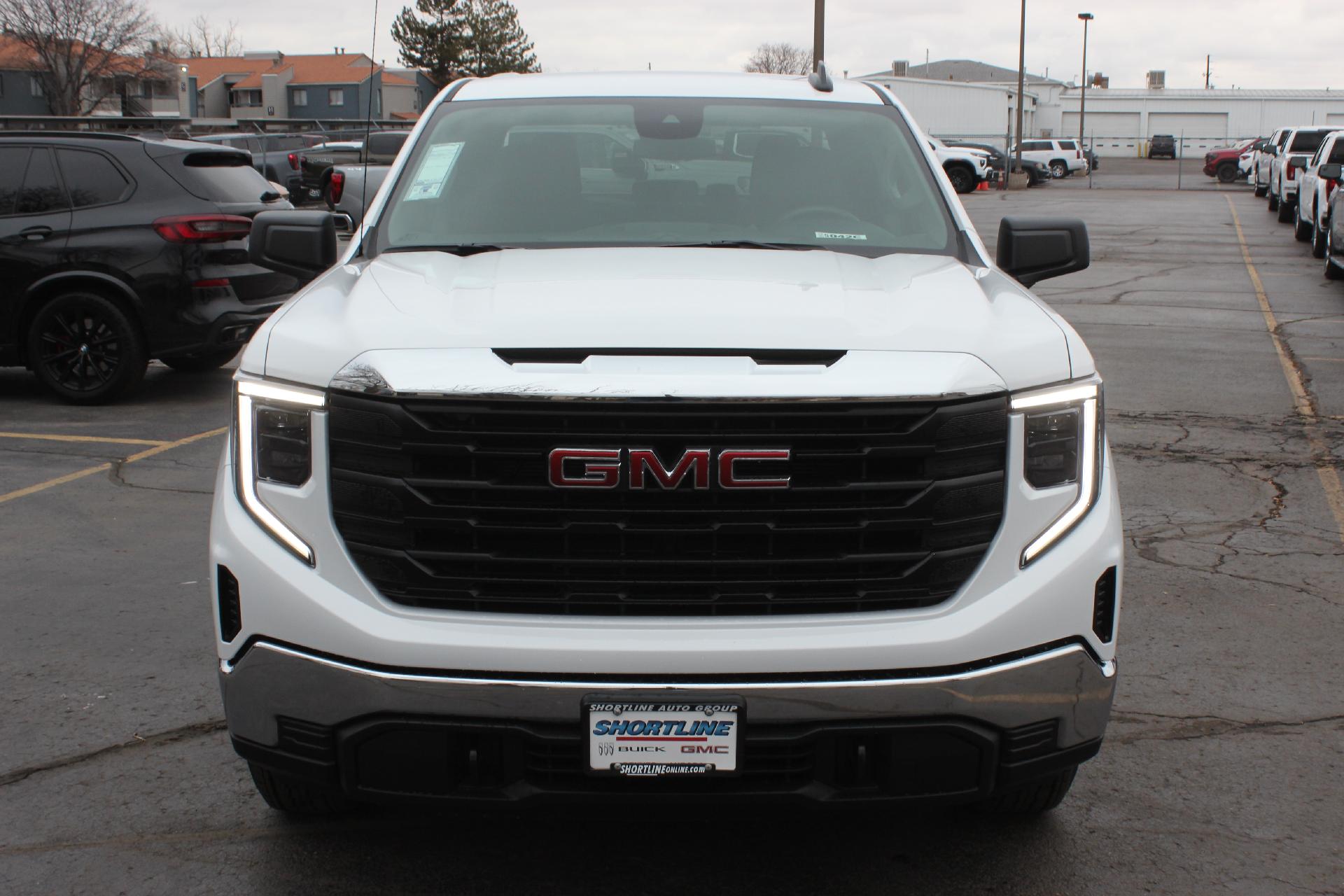 2025 GMC Sierra 1500 Vehicle Photo in AURORA, CO 80012-4011