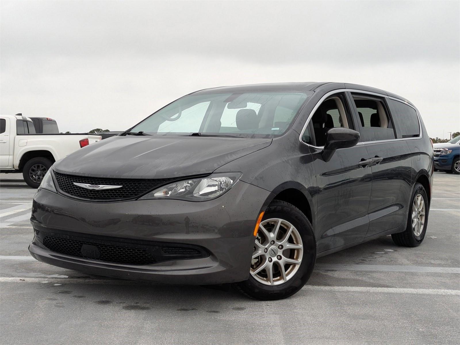 2022 Chrysler Voyager Vehicle Photo in Ft. Myers, FL 33907