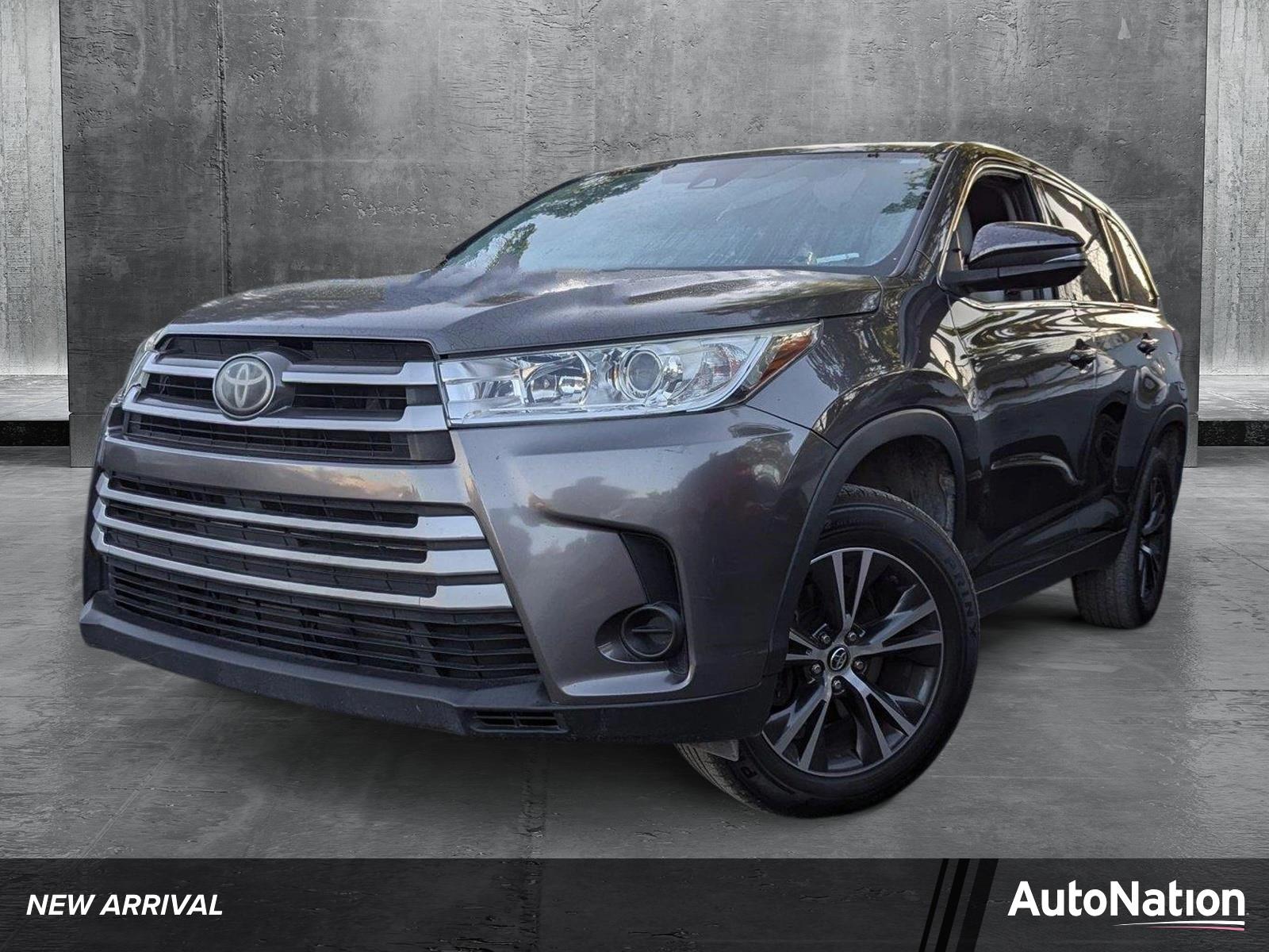 2019 Toyota Highlander Vehicle Photo in MIAMI, FL 33134-2699