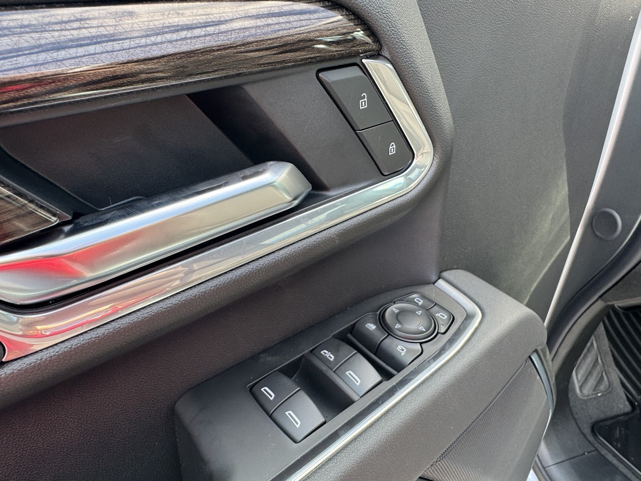 2025 Chevrolet Silverado 2500 HD Vehicle Photo in BOONVILLE, IN 47601-9633