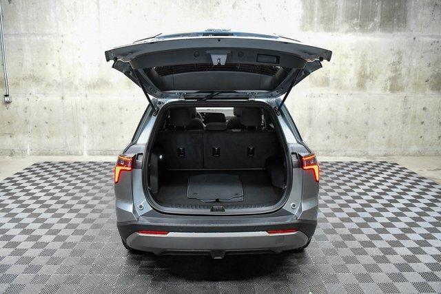 2025 Chevrolet Equinox Vehicle Photo in EVERETT, WA 98203-5662