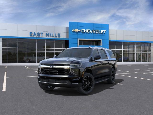 2025 Chevrolet Suburban Vehicle Photo in Roslyn, NY 11576