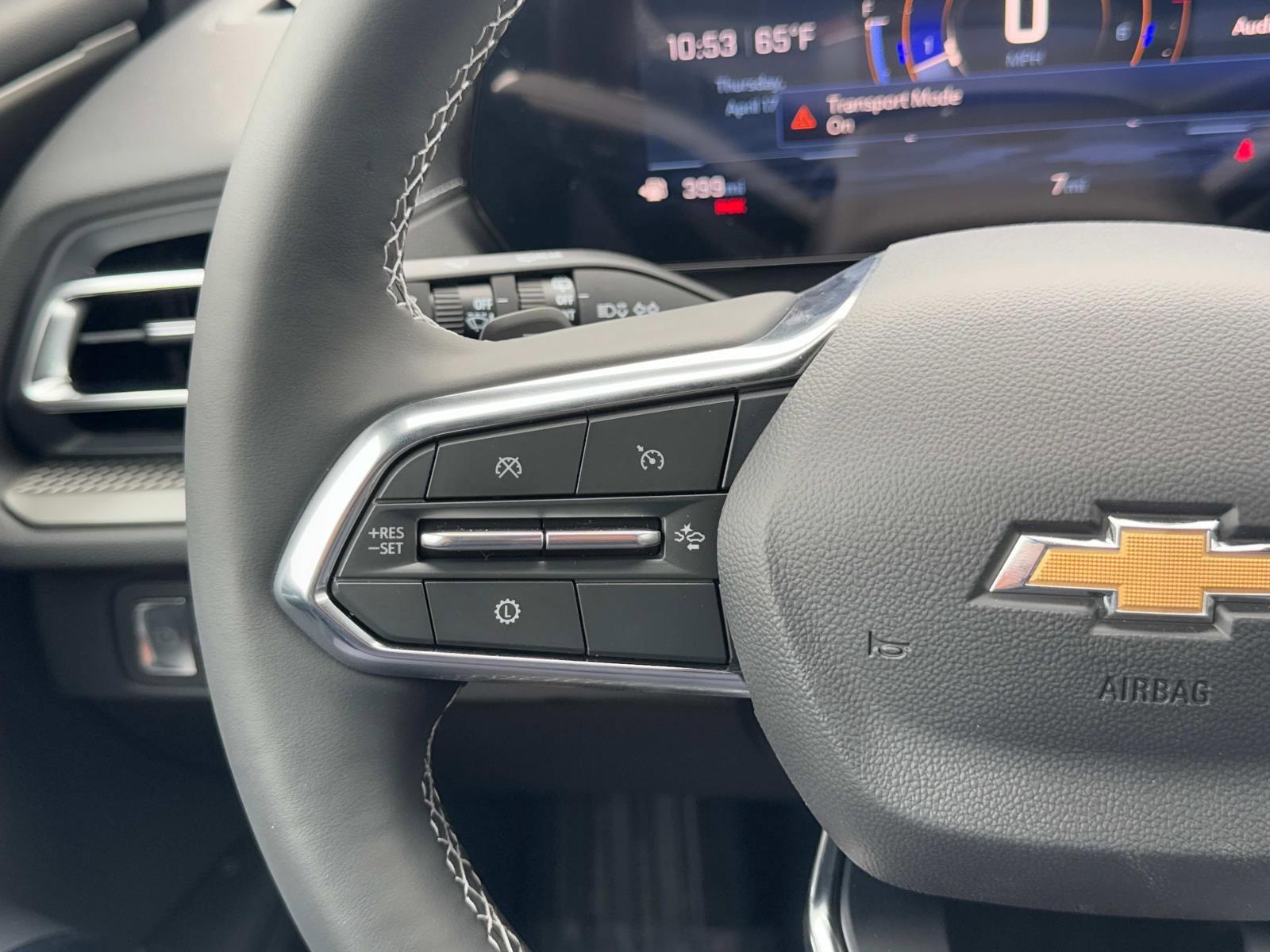 2025 Chevrolet Traverse Vehicle Photo in LOS ANGELES, CA 90007-3794