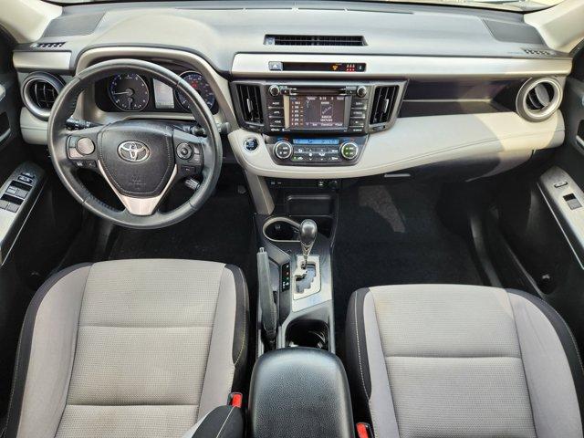 2018 Toyota RAV4 Vehicle Photo in SUGAR LAND, TX 77478-0000