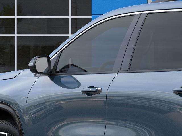2025 Chevrolet Traverse Vehicle Photo in EMPORIA, VA 23847-1235