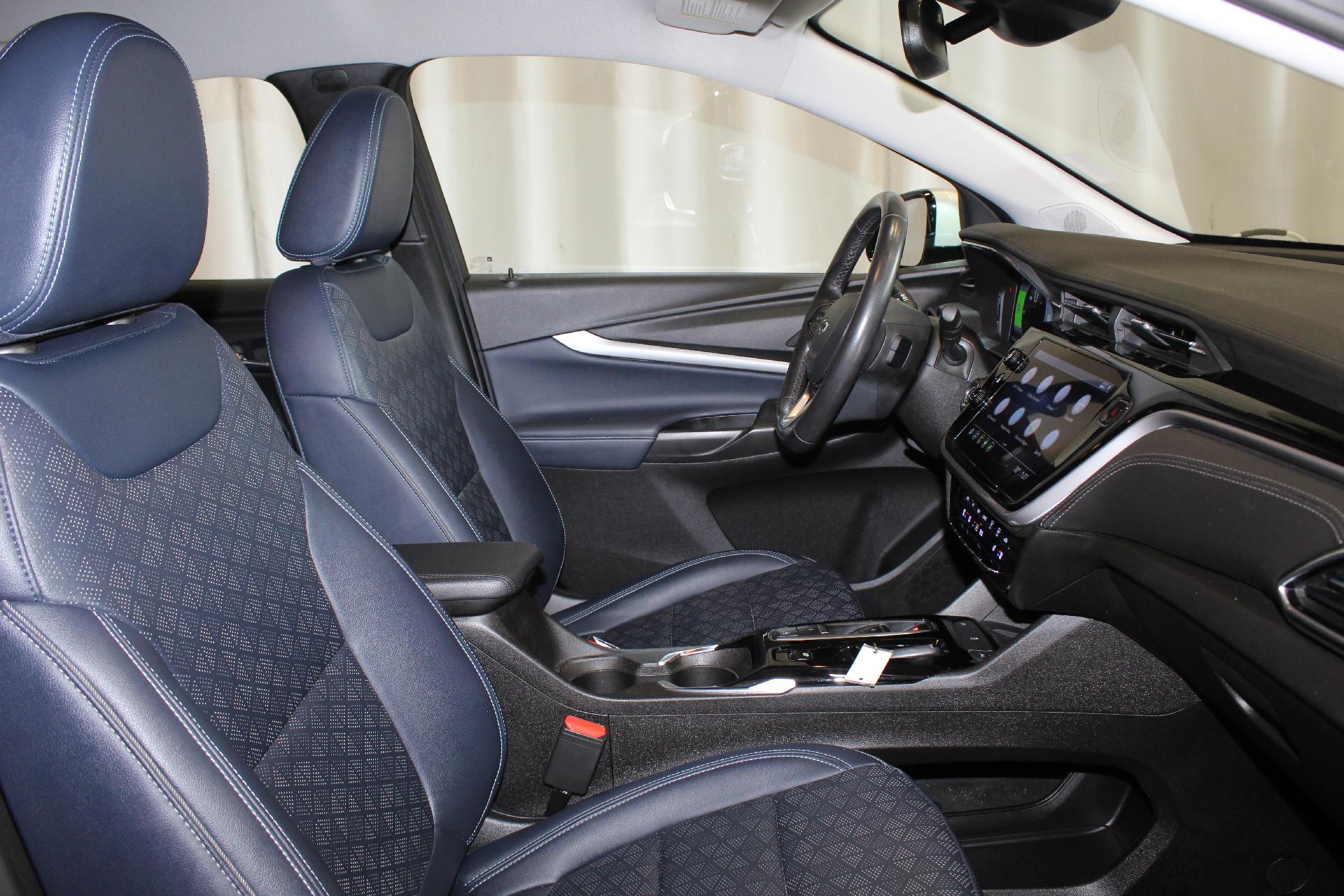 2022 Chevrolet Bolt EUV Vehicle Photo in NORTHAMPTON, MA 01060-1120