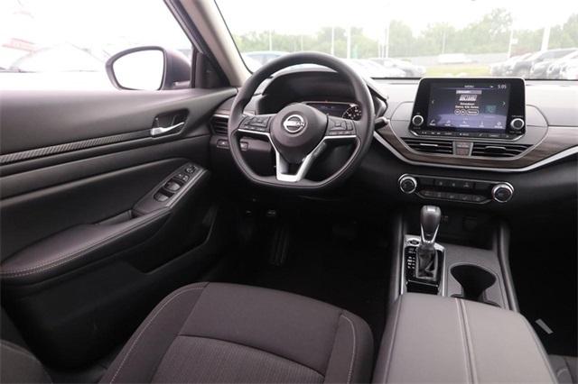 2025 Nissan Altima Vehicle Photo in Hazelwood, MO 63042