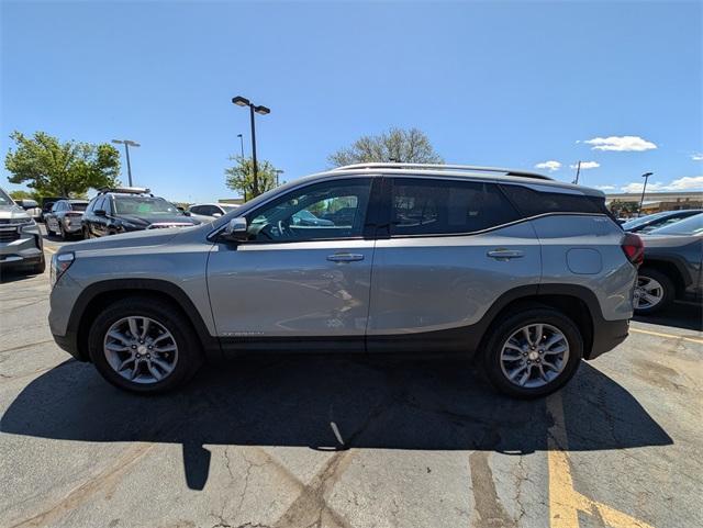 2024 GMC Terrain Vehicle Photo in AURORA, CO 80012-4011