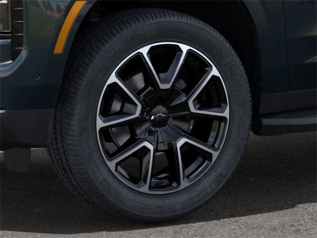 2025 Chevrolet Suburban Vehicle Photo in ENGLEWOOD, CO 80113-6708