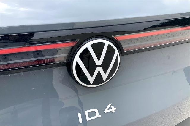 2024 Volkswagen ID.4 Vehicle Photo in Kansas City, MO 64114