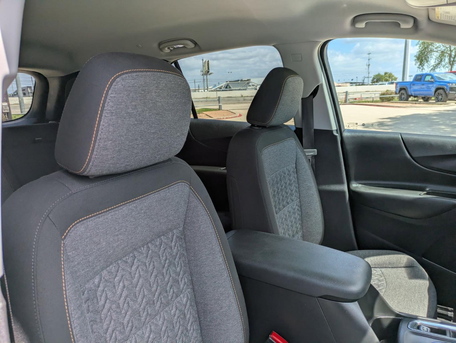 2023 Chevrolet Equinox Vehicle Photo in SELMA, TX 78154-1460
