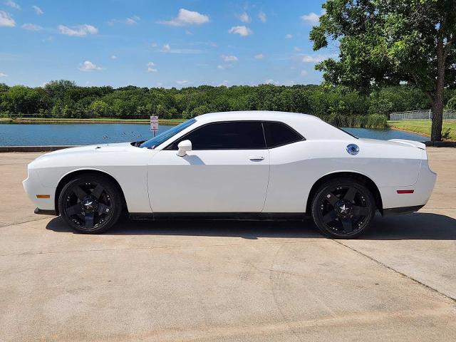 2012 Dodge Challenger Vehicle Photo in DENTON, TX 76210-9321