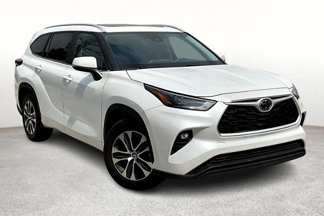 2023 Toyota Highlander Vehicle Photo in San Antonio, TX 78230