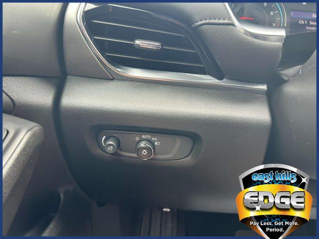 2022 Chevrolet Traverse Vehicle Photo in Roslyn, NY 11576