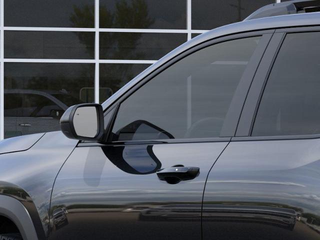 2025 Chevrolet Equinox Vehicle Photo in TOPEKA, KS 66609-0000