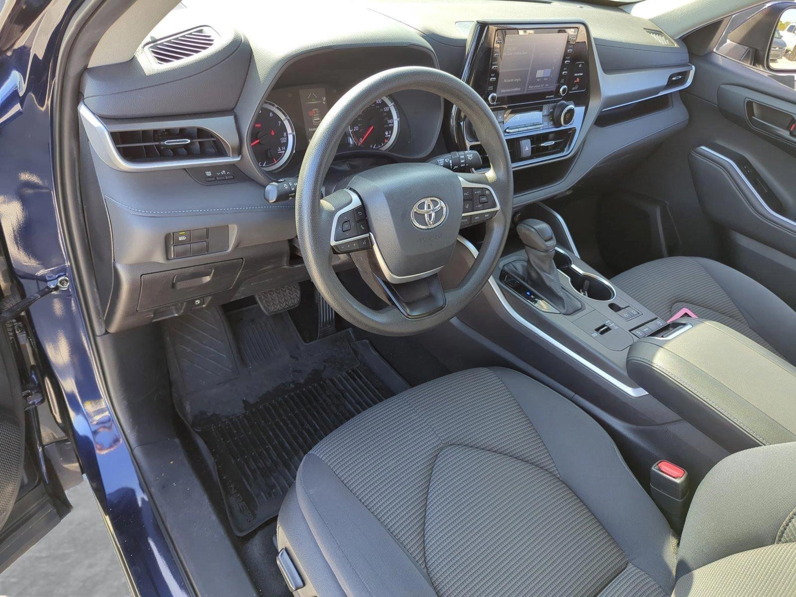 2022 Toyota Highlander Vehicle Photo in Ft. Myers, FL 33907