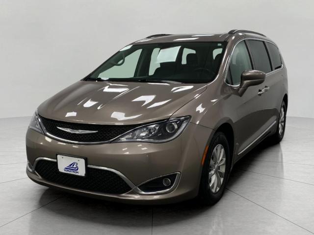 2017 Chrysler Pacifica Vehicle Photo in Appleton, WI 54913