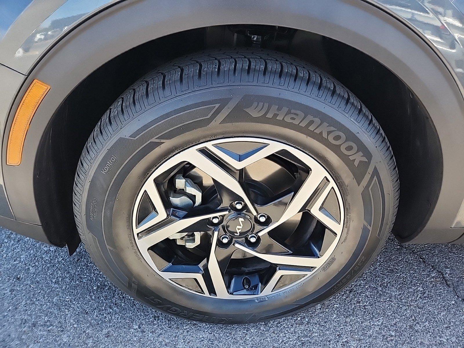 2024 Kia Sportage Vehicle Photo in Albuquerque, NM 87110