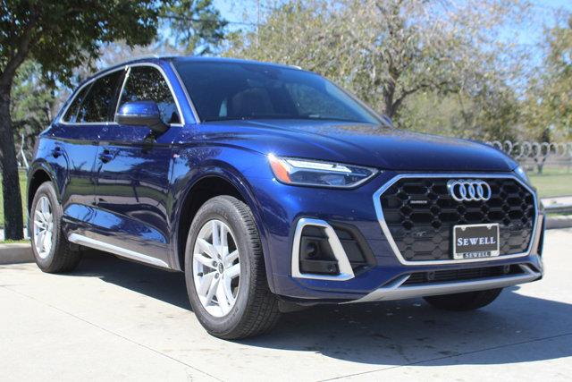 2022 Audi Q5 Vehicle Photo in HOUSTON, TX 77090