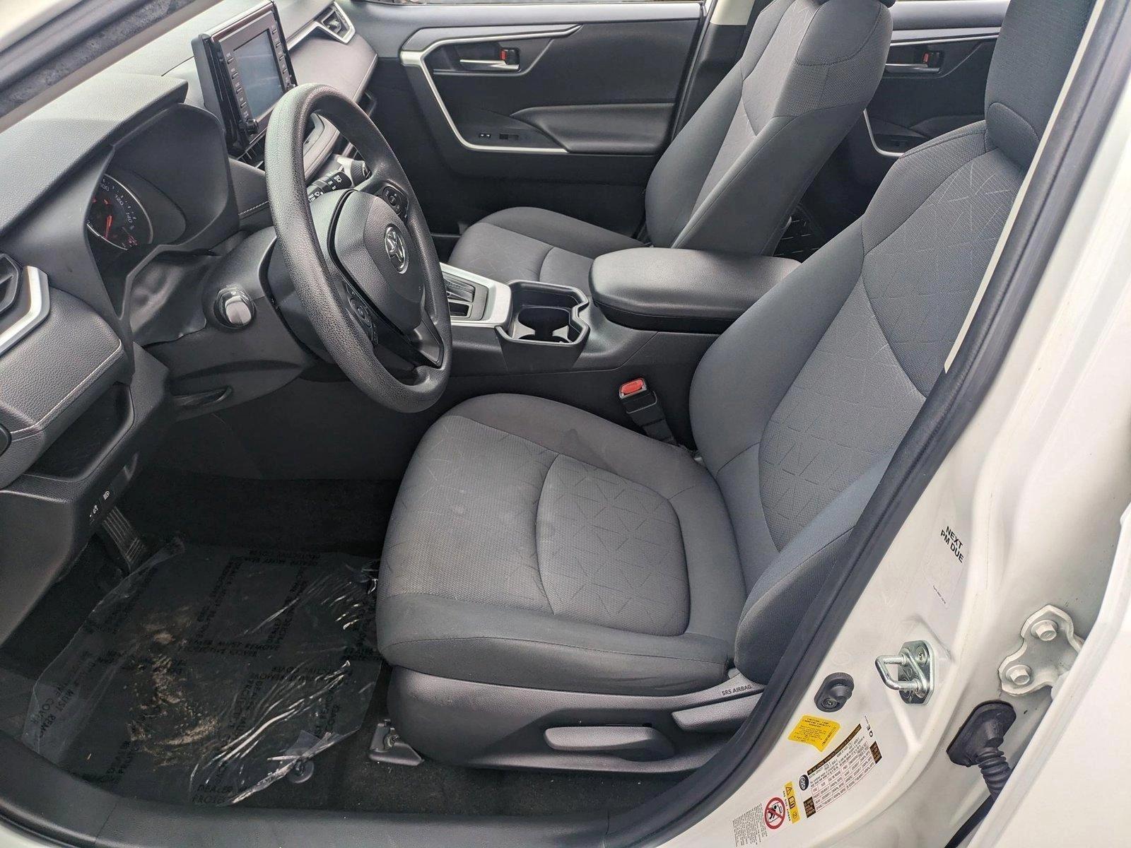 2019 Toyota RAV4 Vehicle Photo in Bradenton, FL 34207