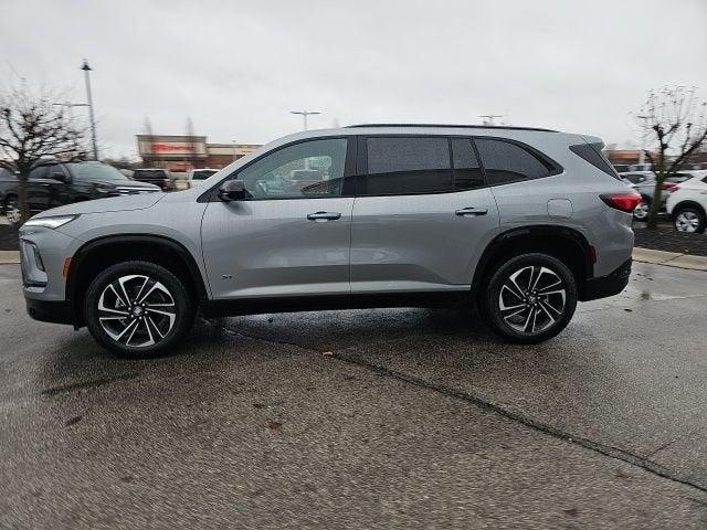 2025 Buick Enclave Vehicle Photo in Fishers, IN 46038