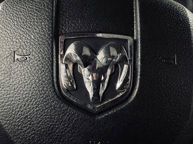 2017 Ram 1500 Vehicle Photo in MEDINA, OH 44256-9631