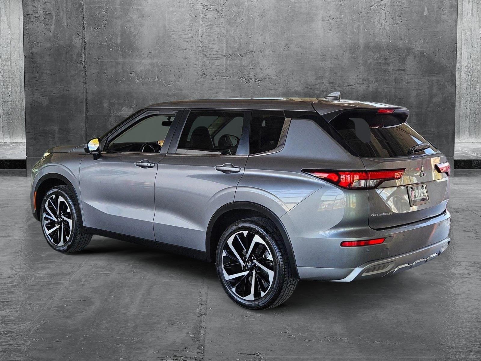 2024 Mitsubishi Outlander Vehicle Photo in Henderson, NV 89014
