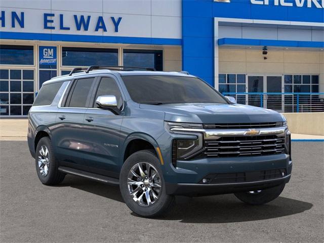 2025 Chevrolet Suburban Vehicle Photo in ENGLEWOOD, CO 80113-6708
