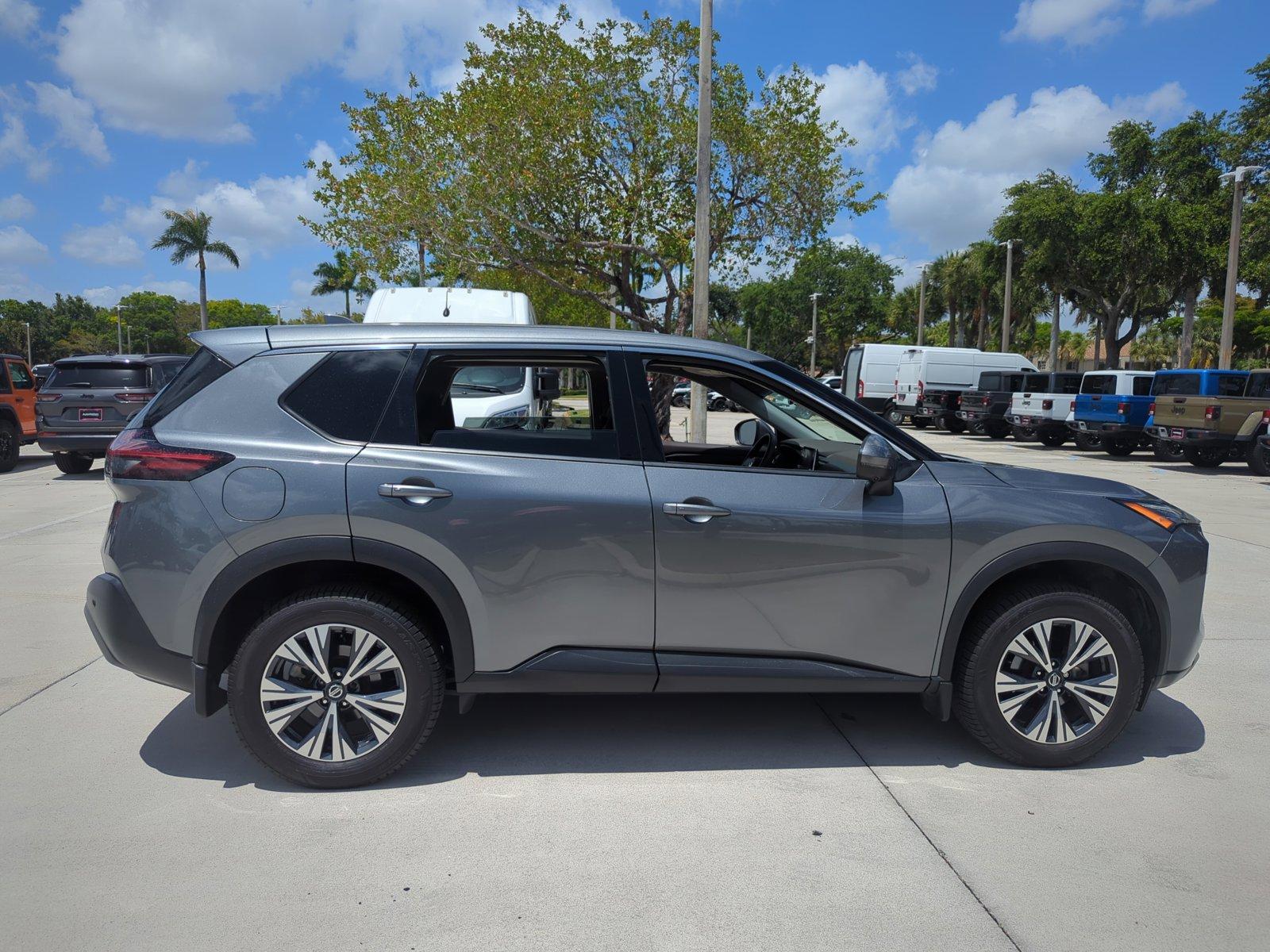 2021 Nissan Rogue Vehicle Photo in Pembroke Pines, FL 33027
