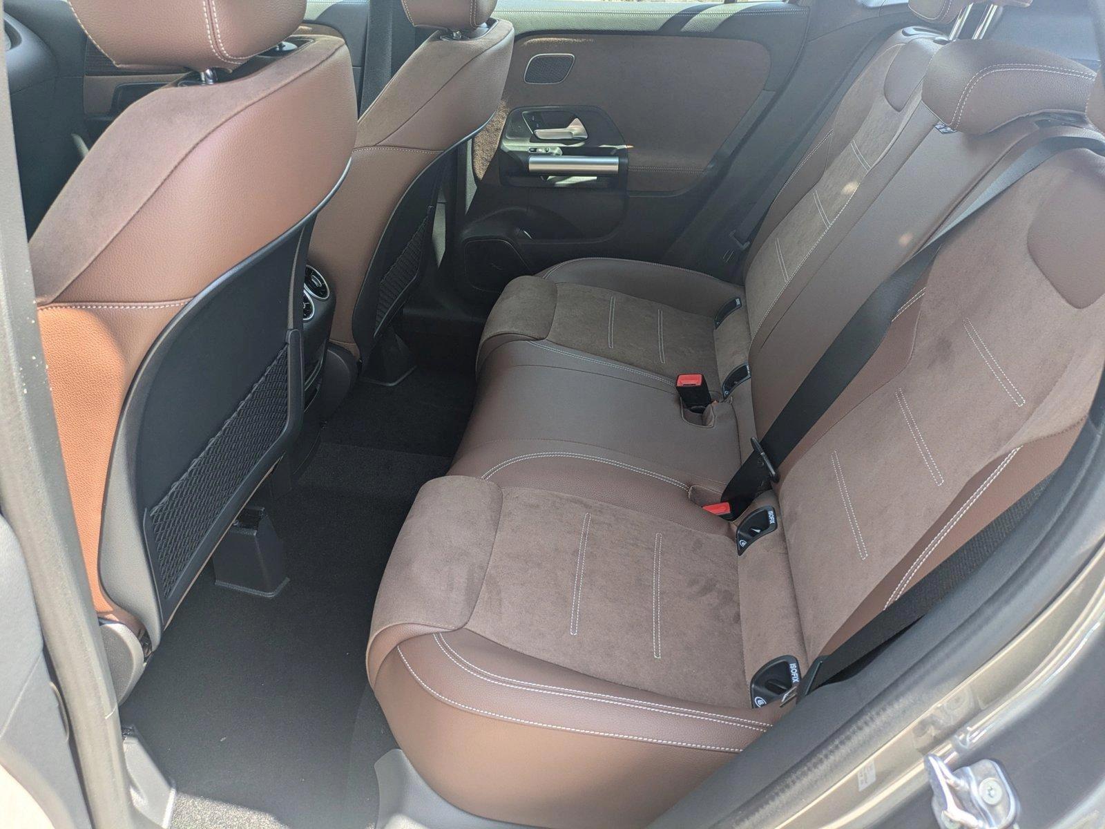 2025 Mercedes-Benz GLA Vehicle Photo in Sarasota, FL 34231