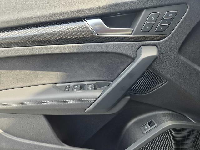 2025 Audi SQ5 Vehicle Photo in SUGAR LAND, TX 77478