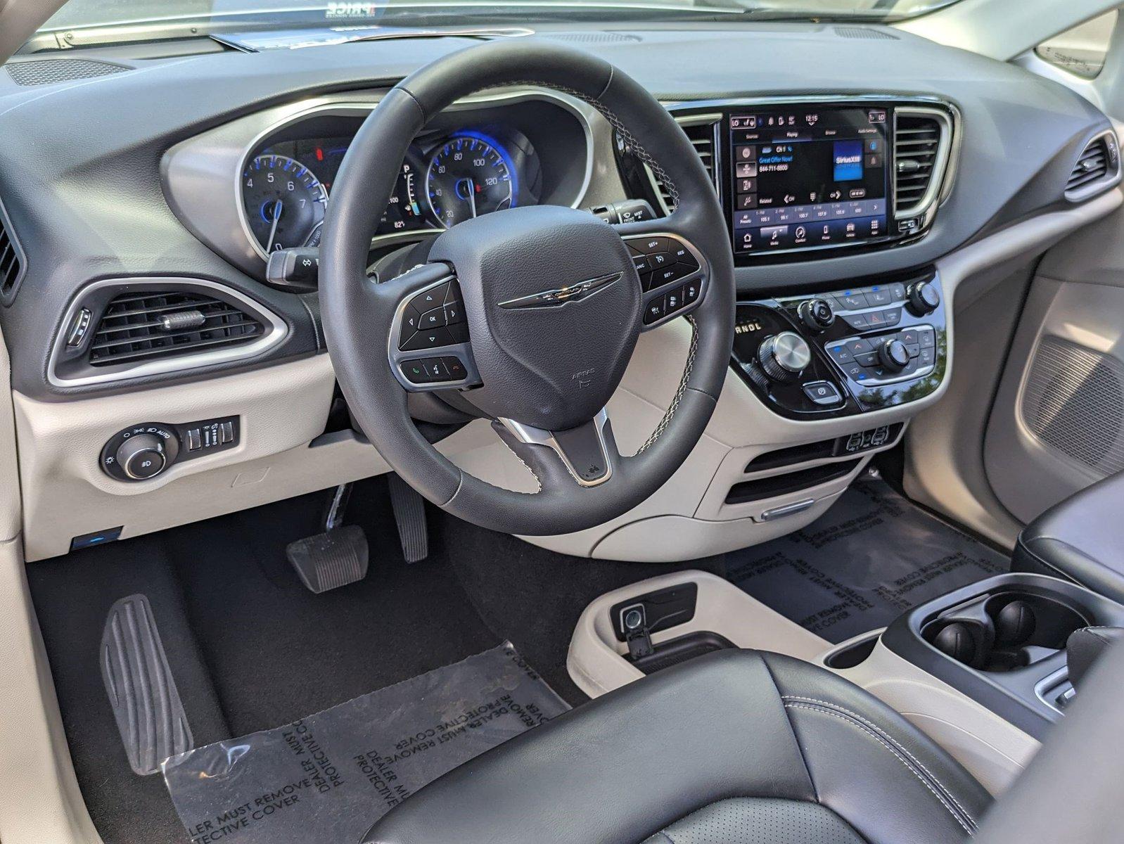 2023 Chrysler Pacifica Vehicle Photo in Jacksonville, FL 32244