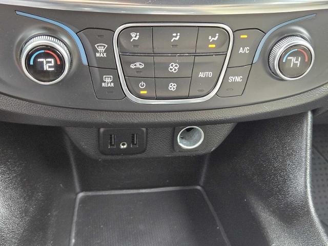 2023 Chevrolet Traverse Vehicle Photo in DENTON, TX 76210-9321