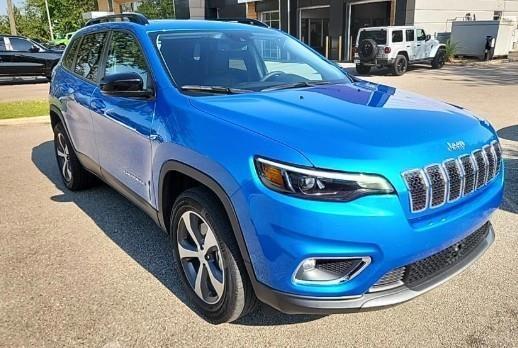 2022 Jeep Cherokee Vehicle Photo in Oshkosh, WI 54901