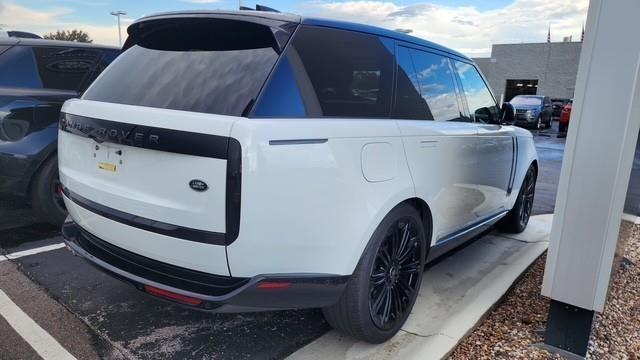2023 Range Rover Vehicle Photo in Appleton, WI 54913