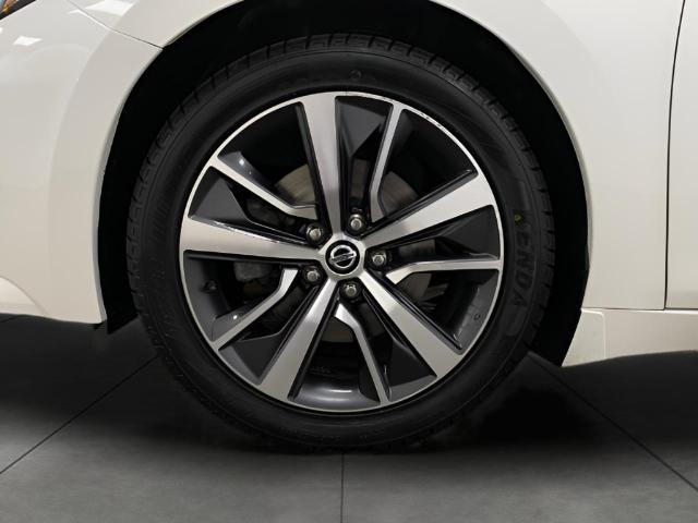 2020 Nissan Maxima Vehicle Photo in Appleton, WI 54913