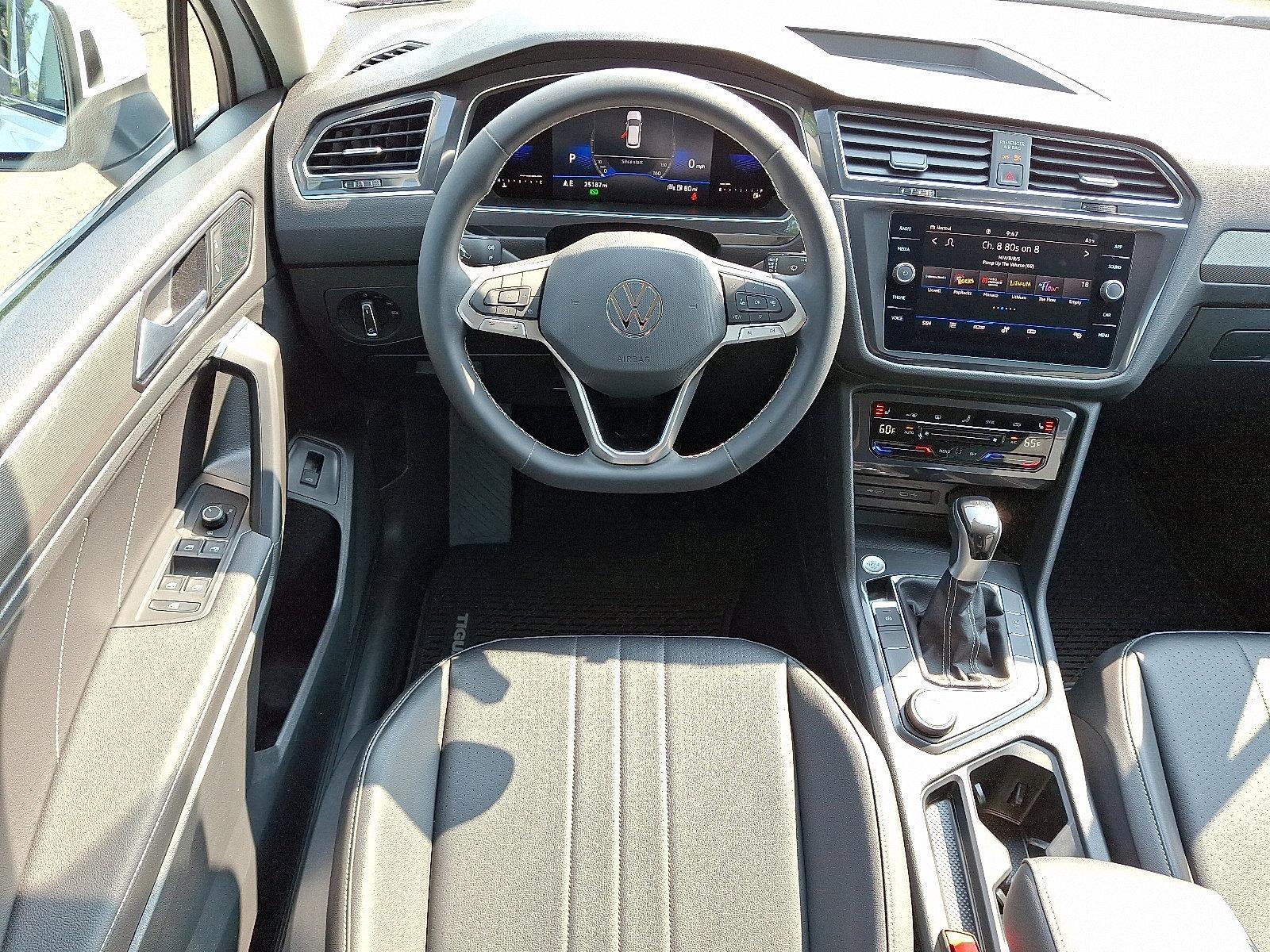 2022 Volkswagen Tiguan Vehicle Photo in Willow Grove, PA 19090