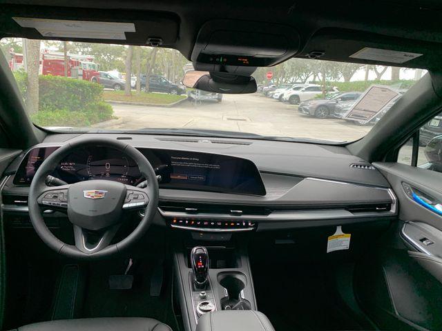 2025 Cadillac XT4 Vehicle Photo in DELRAY BEACH, FL 33483-3294