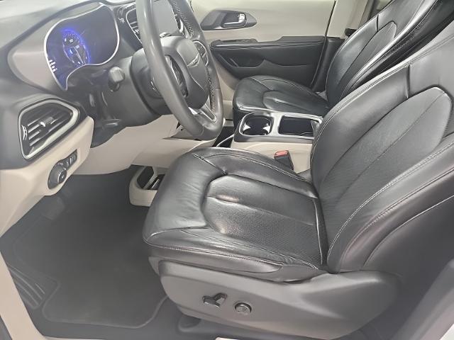 2022 Chrysler Pacifica Vehicle Photo in Appleton, WI 54913