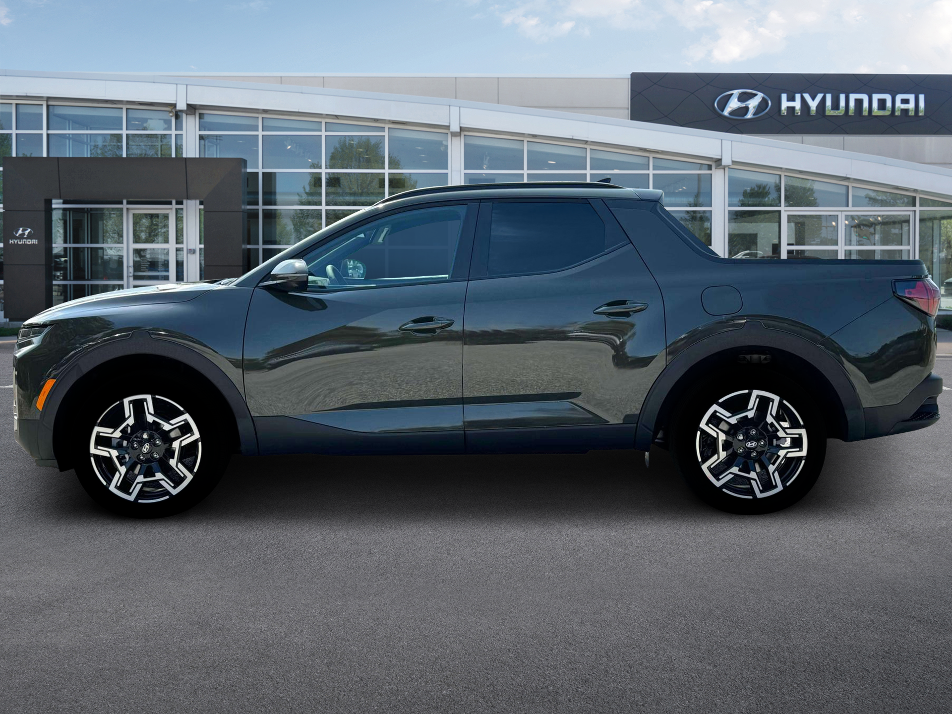 2025 Hyundai SANTA CRUZ Vehicle Photo in Odessa, TX 79762