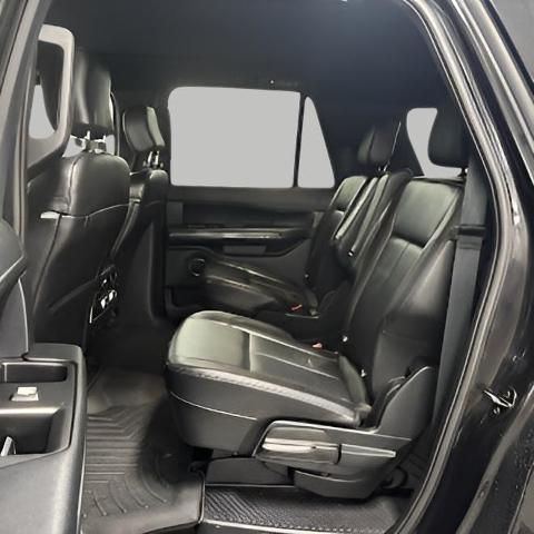 2020 Ford Expedition Max Vehicle Photo in APPLETON, WI 54914-8833